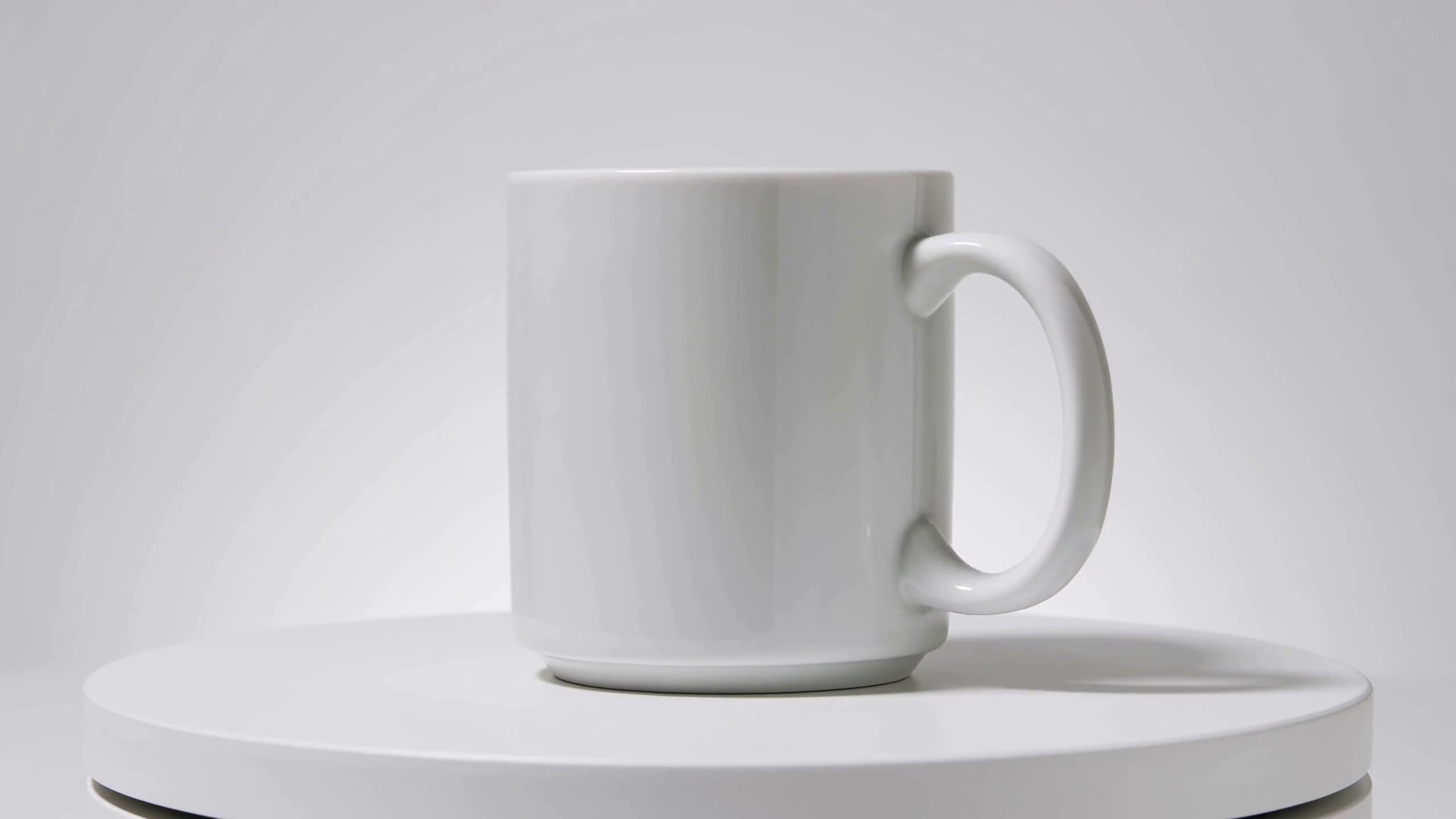 MiniMax H3: Rotating mug