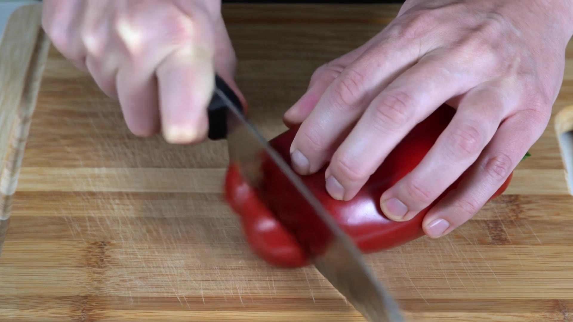 Kling 3.0: Chopping a pepper