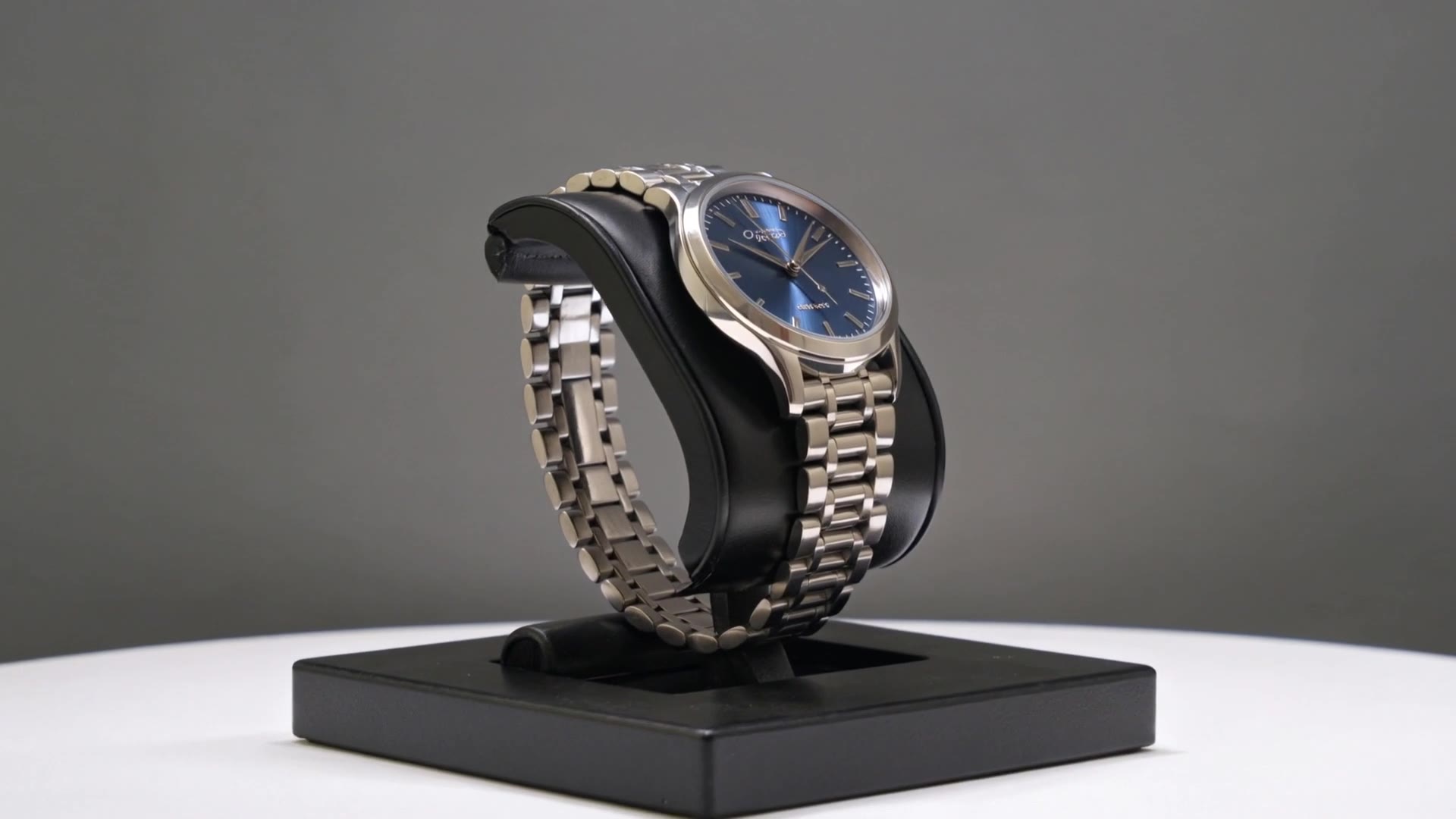 Kling 3.0: Watch, wide then macro