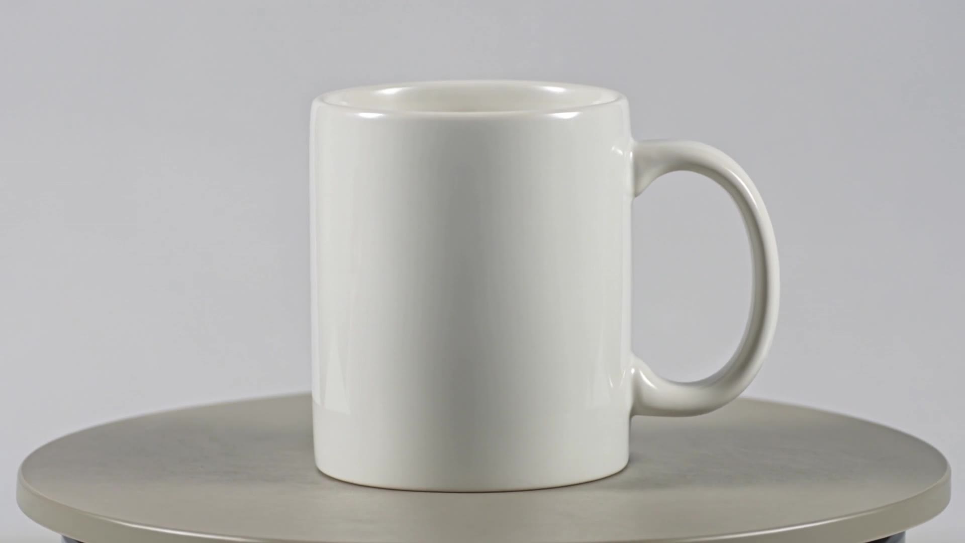 Kling 3.0: Rotating mug
