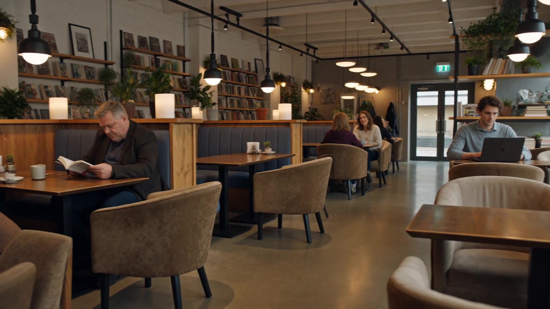 Seedance 2.0: Cafe, three shots