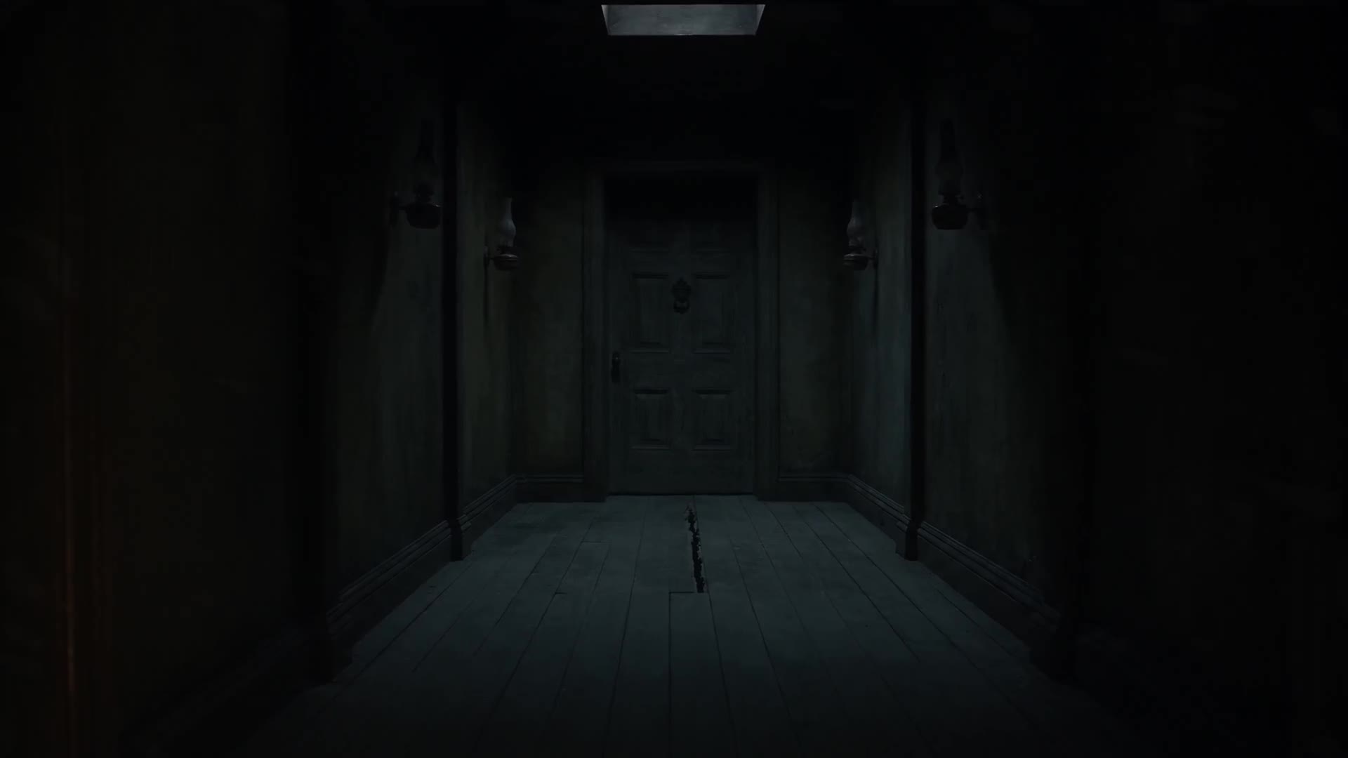 Seedance 2.5: Dolly in to a door