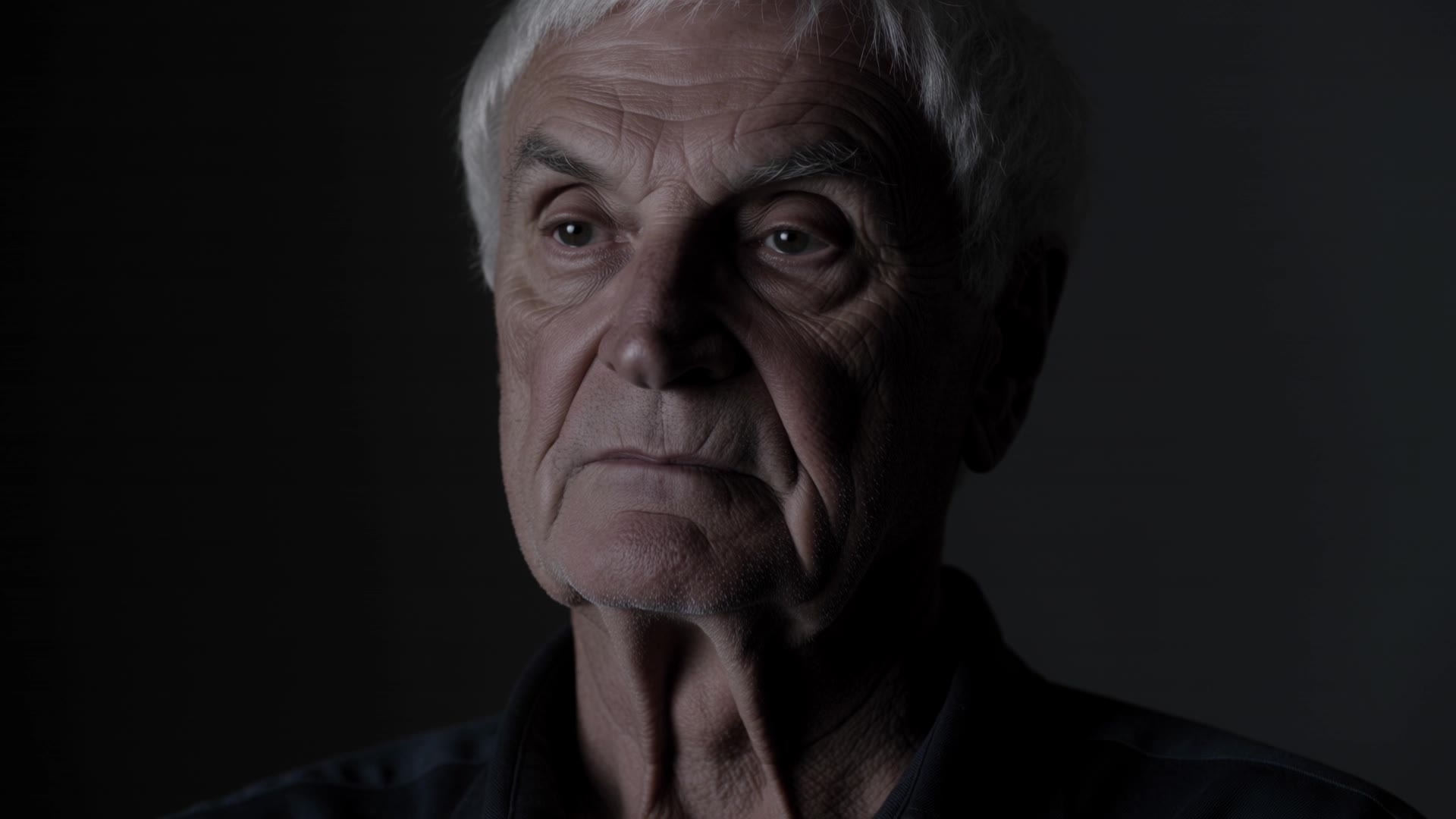 Kling 4.0: Elderly portrait, slow blink