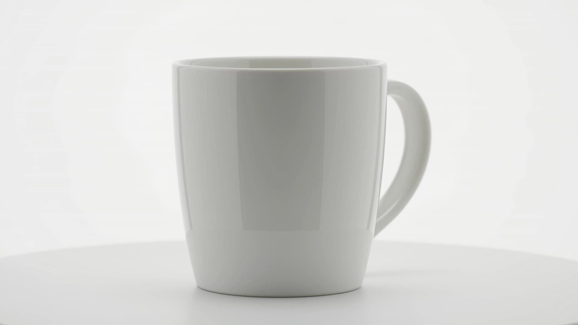 Kling 4.0: Rotating mug